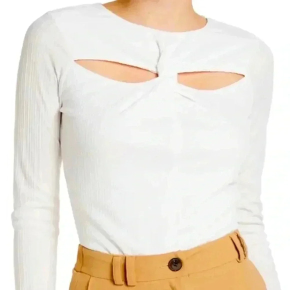 ASTR The Label White Twist Bodysuit - Picture 1 of 4